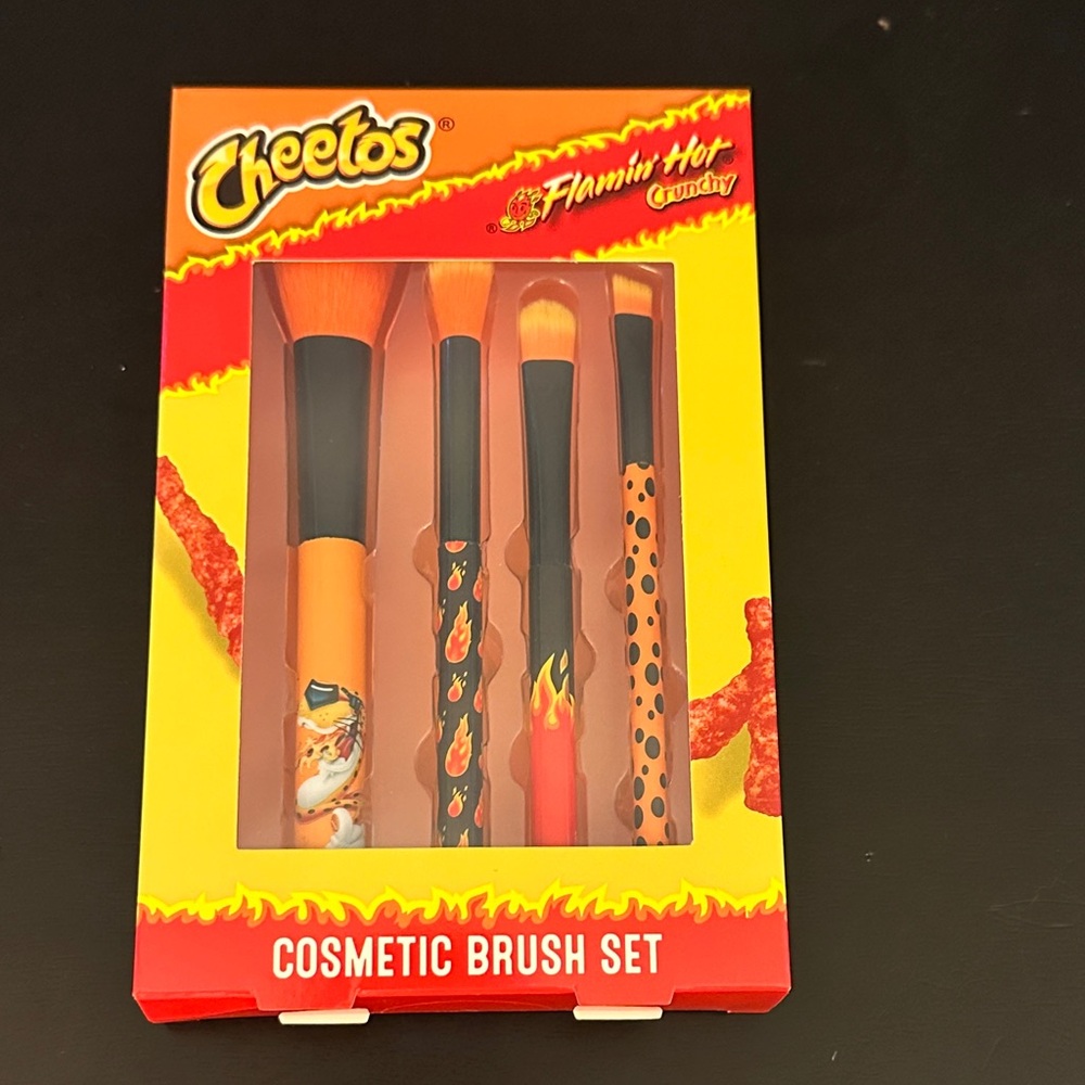 NEW Cheetos Flamin' Hot Crunchy Cosmetic Brush Set